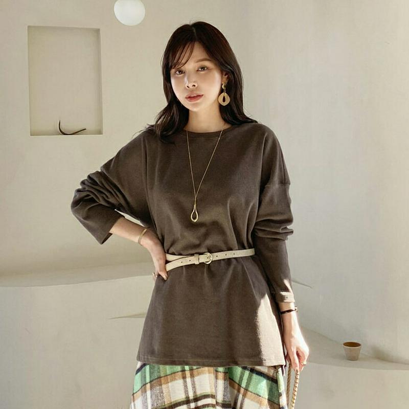 ピーチ起毛スリットTシャツ・全5色・b65173 レディース 【tops】【韓国 ファッション トップス Tシャツ カットソー ラウンドネック　長袖 ロング ルーズ ゆったり 体型カバー お尻カバー 無地 ドロップショルダー カジュアル 秋 冬】【ハイホリHIHOLLI】