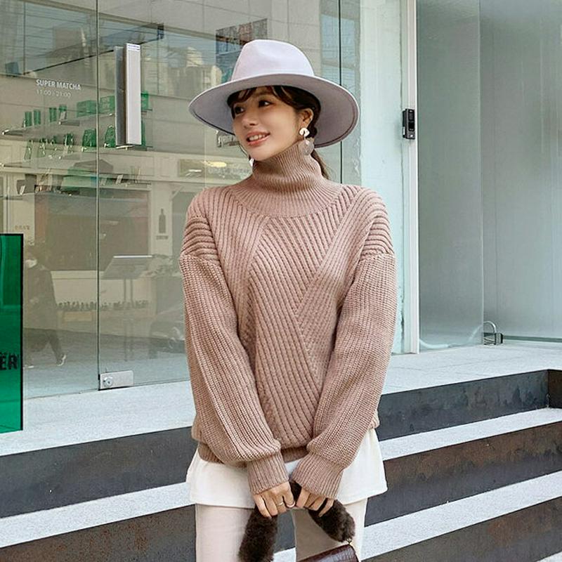 【只今10%OFF】ダイアゴナルリブニット・全2色・b65168 レディース 【tops】【韓国 ファッション トップス ニット ハイネック タートルネック 長袖 ドロップショルダー ロングスリーブ 上品 大人 ルーズ ゆったり カジュアル 秋 冬】【ハイホリHIHOLLI】