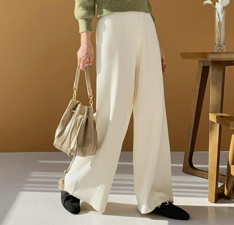 ニットワイドパンツ・全4色・61855 レディース【pt】【韓国 ファッション ボトムス ズボン パンツ ロングパンツ ワイドパンツ ニットパンツ ストレート ウエストゴム ストリング 楽ちん シンプル 単色 無地 カジュアル ゆったり 体型カバー 上品 秋 冬】