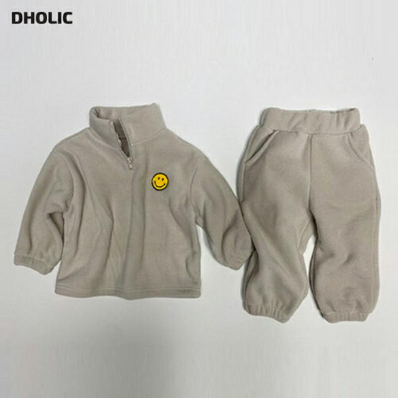 【キッズ20%OFF】スマイルフリーススウェット上下SET(junior)・u09105 キッズ 【9~17才】【SET】【韓国 ファッション セットアップ フリース 長袖 ハーフジップ ハイネック パンツ ロング 運動 アウトドア キッズ 子供 こども 子供服 通学 小学生 ジュニア 秋 冬】【KIDS】