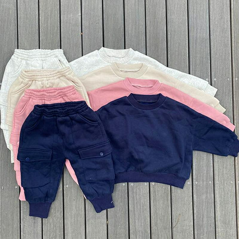 【キッズ20%OFF】カゴポケットスウェット上下SET(junior)・u09100 キッズ 【9~17才】【SET】【韓国 ファッション セットアップ トレーナー Tシャツ 長袖 パンツ ロング ウエストゴム ジョガーパンツ キッズ 子供 こども 子供服 通学 小学生 ジュニア 秋 冬】【KIDS】