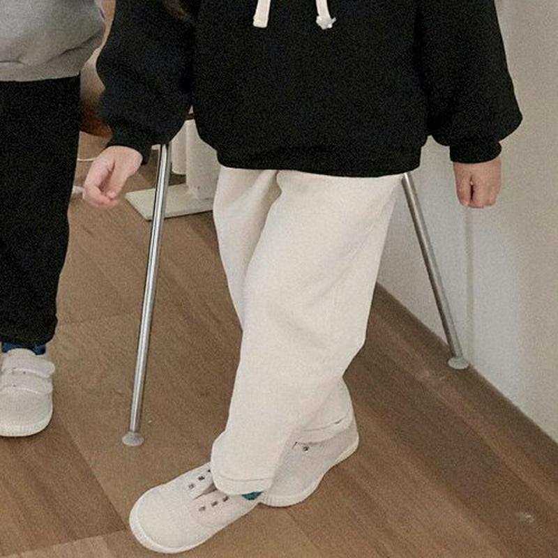 【キッズ20%OFF】裏起毛ステッチパンツ(junior)・u09084 キッズ 【9~17才】【pt】【韓国 ファッション ボトムス　パンツ ロング テーパード スラウチパンツ 無地 コットン 伸びる ストレッチ 女の子 男の子 キッズ 子供 こども 子供服 通学 小学生 ジュニア 秋 冬】【KIDS】