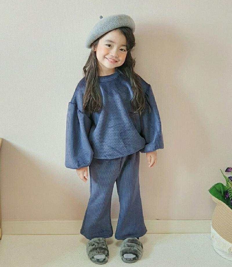 【キッズ20%OFF】裏起毛ベロアスウェット上下SET・u09081 キッズ【3~8才】【set】【セットアップ setup 上下 ベロア スウェット トップス トレーナー 長袖 パンツ ズボン 裏起毛 カジュアル 女の子 冬 韓国 韓国子供服 子供 こども 子供服 こども服】【KIDS】