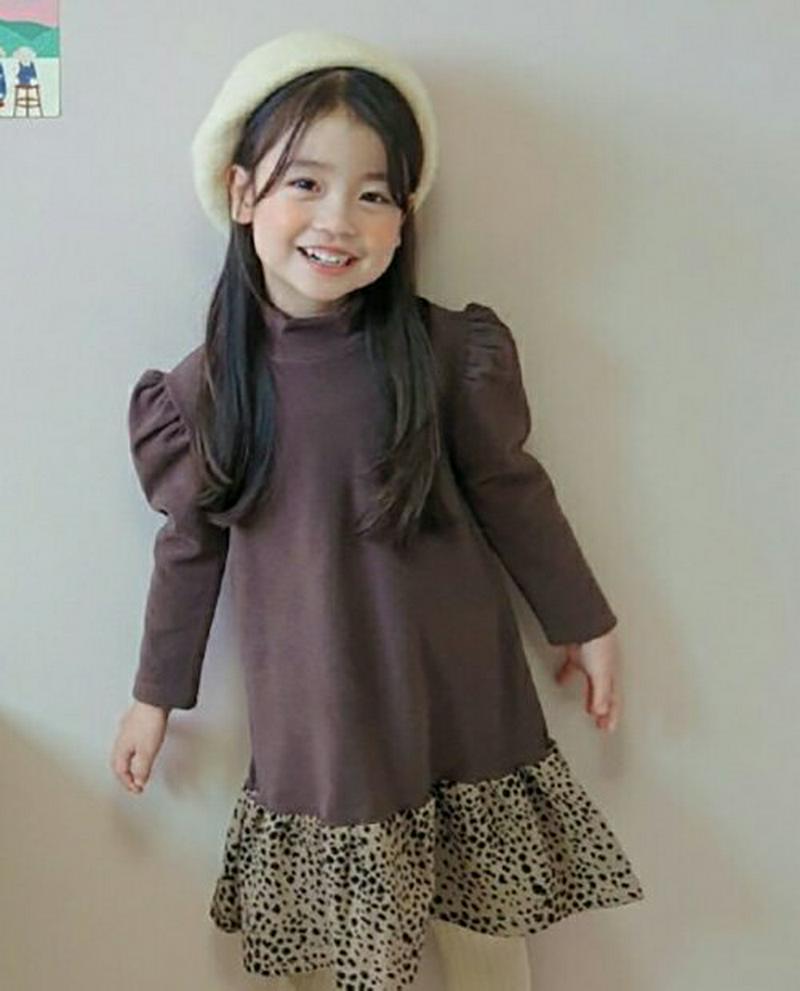 【キッズ20%OFF】レオパードフリルワンピース・u08972 キッズ【3~8才】【ops】【ワンピース ミディ丈 ミディワンピース 長袖 レオパード ヒョウ柄 豹柄 アニマル柄 フリル 袖コンシャス かわいい 女の子 秋 冬 韓国 韓国子供服 子供 こども 子供服 こども服】【KIDS】