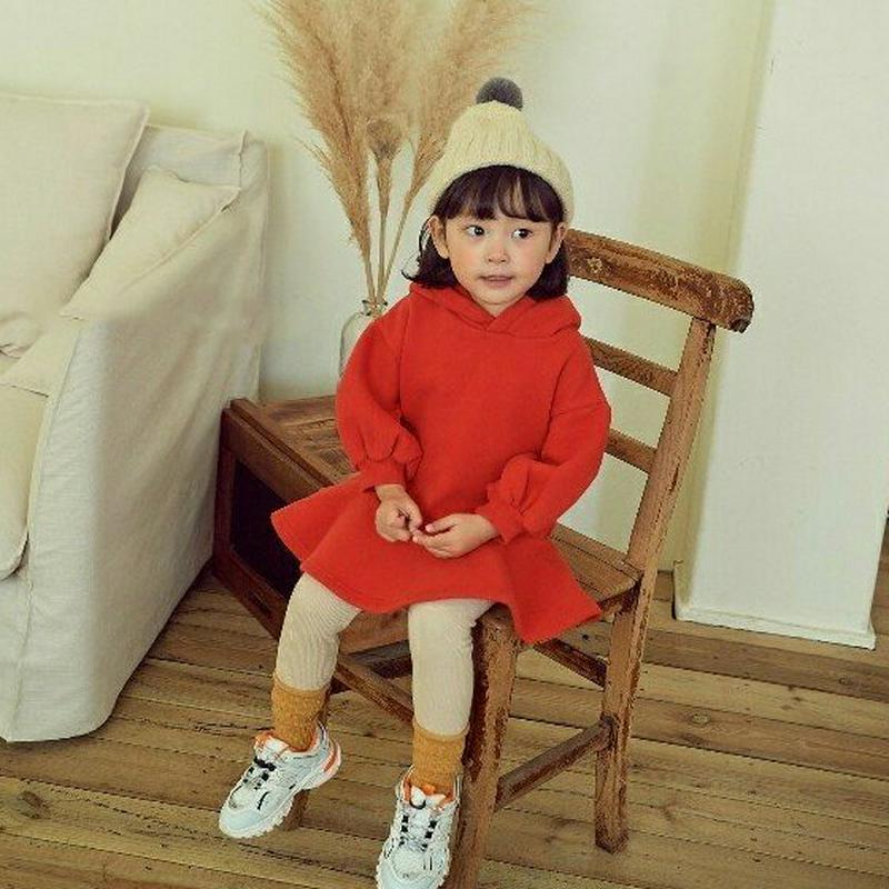 【キッズ20%OFF】裏起毛無地フードワンピース・u08982 キッズ【3~8才】【ops】【ワンピース ミディ丈 ミディワンピース 長袖 フード フーディ フーディー 裏起毛 単色 無地 シンプル カジュアル 女の子 冬 韓国 韓国子供服 子供 こども 子供服 こども服】【KIDS】