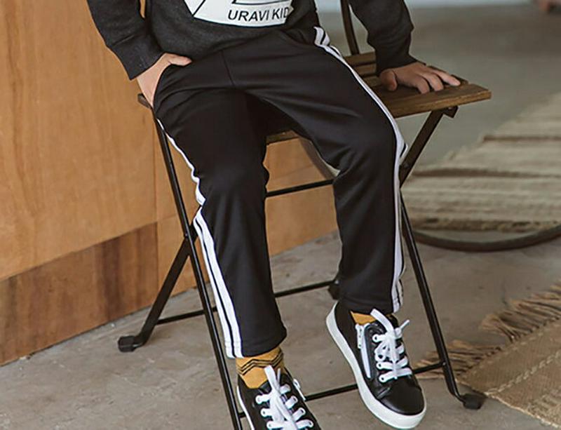 裏起毛ツーライントレーニングパンツ(junior)・p008663 キッズ【9~17才】【pt】【パンツ ズボン ロングパンツ 長ズボン 裏起毛 サイドライン カジュアル スポーティー 女の子 男の子 冬 韓国 韓国子供服 子供 こども 子供服 こども服】【KIDS】