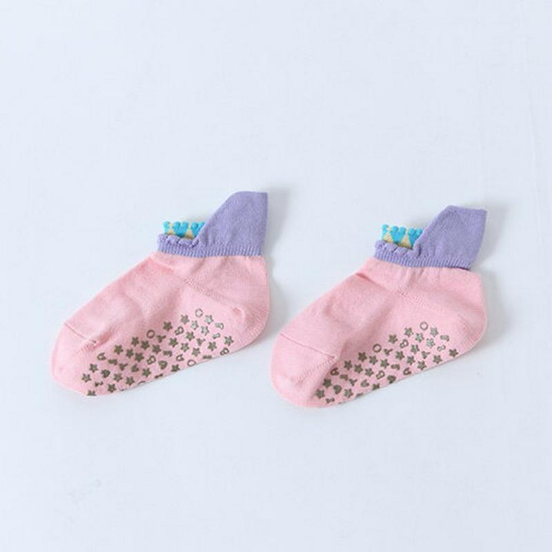 【あす楽】【靴下屋】 ◆贈り物におすすめ◆キッズGiftBook女の子13cm〜15cm(ギフトBOX付) / 靴下 Tabio キッズソックス ベビーソックス 出産祝い ギフト 子供 キッズ ベビー 靴下 くつ下 日本製