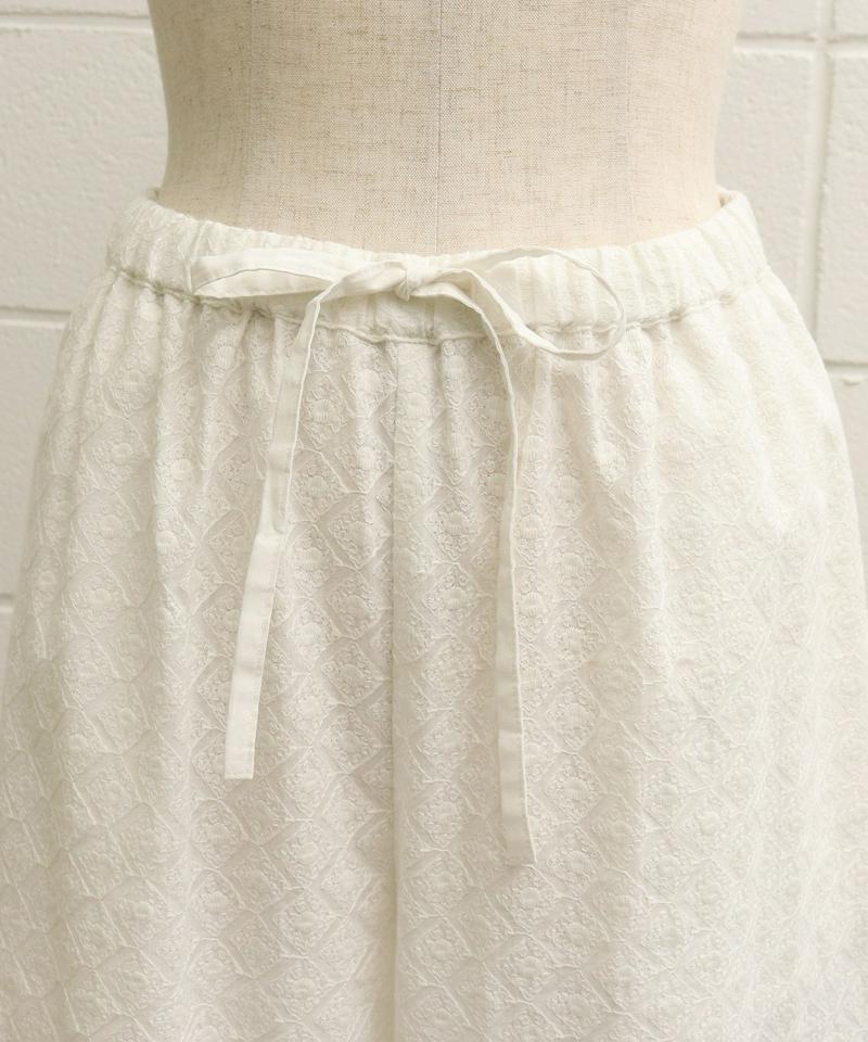 〇eiπe　刺繍生地×アップリケ刺繍 ペチパンツ（eiπe）