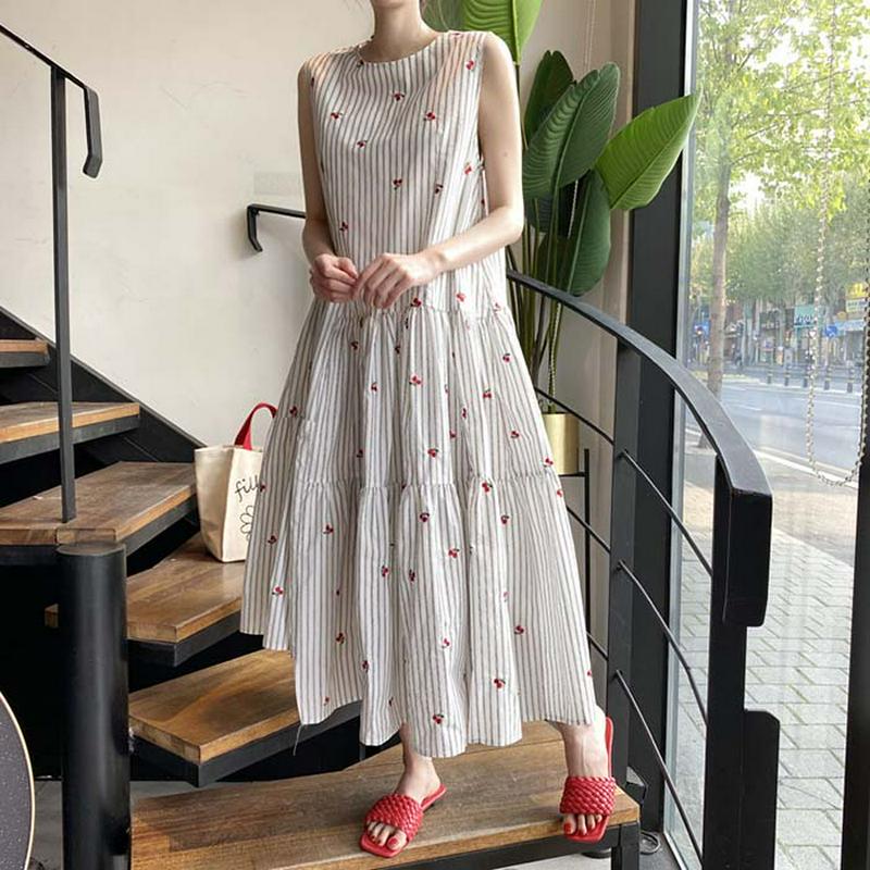 ワンピース レディース ノースリーブ ノースリティアードワンピース レディース ロング ノースリーブ リゾート シンプル クルーネック ふんわり ゆったり ロング丈 春夏 夏