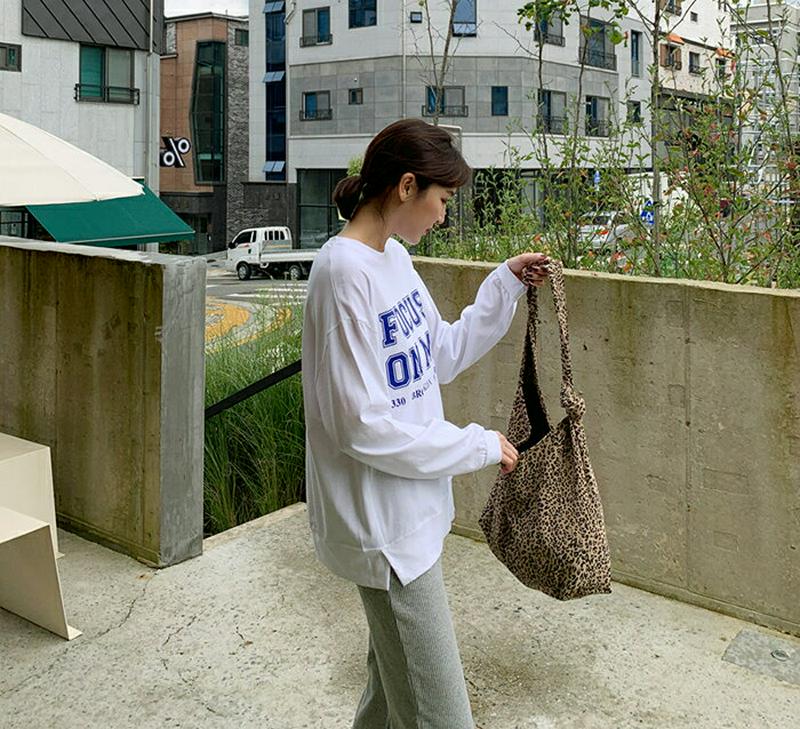 MAYBLUE(メイブルー)フロントレタードスリットTシャツ【10/19up_go】ロゴトレーナー　スリット　スウェット　ロゴトップス　長袖【5】