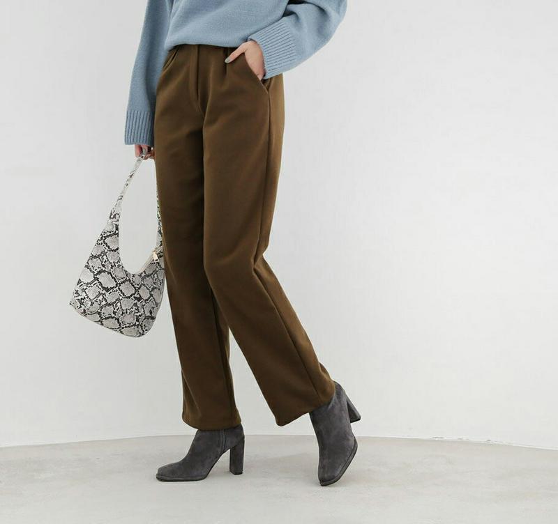 【只今10%OFF】タックワイドパンツ・全2色・t65298 レディース 【pt】【韓国 ファッション ボトムス パンツ ロング ストレート スリム 細身 ワンタック 無地 オフィス オフィスカジュアル 仕事 通勤 職場 大人 カジュアル 秋 冬】【ハイホリHIHOLLI】