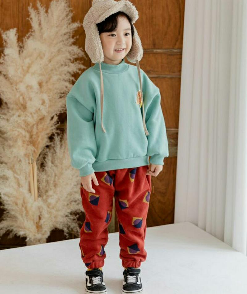 【キッズ20%OFF】裏起毛スマイルパッチスウェット上下SET(junior)・u09315 キッズ【9~17才】【tops】【トップス スウェット トレーナー 長袖 パンツ ズボン 裏起毛 カジュアル 総柄 女の子 男の子 冬 韓国 韓国子供服 子供 こども 子供服 こども服】【KIDS】