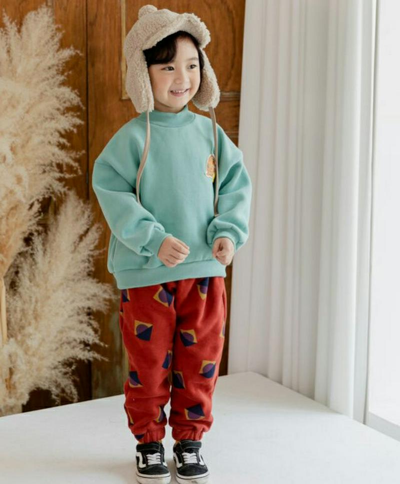 【キッズ20%OFF】裏起毛スマイルパッチスウェット上下SET(junior)・u09315 キッズ【9~17才】【tops】【トップス スウェット トレーナー 長袖 パンツ ズボン 裏起毛 カジュアル 総柄 女の子 男の子 冬 韓国 韓国子供服 子供 こども 子供服 こども服】【KIDS】