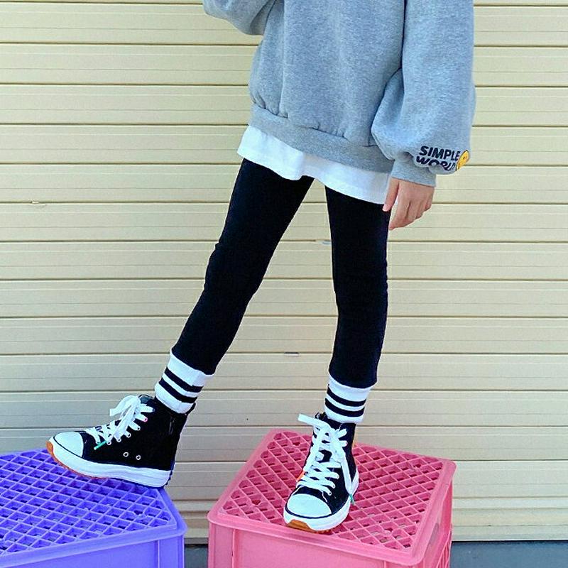 【キッズ30%OFF】ツーラインヘムレギンス(junior)・u09169 キッズ【9~17才】【pt】【レギンス パンツ 長ズボン ロングパンツ ズボン カジュアル 単色 無地 シンプル ライン 女の子 男の子 秋 冬 韓国 韓国子供服 子供 こども 子供服 こども服】【KIDS】