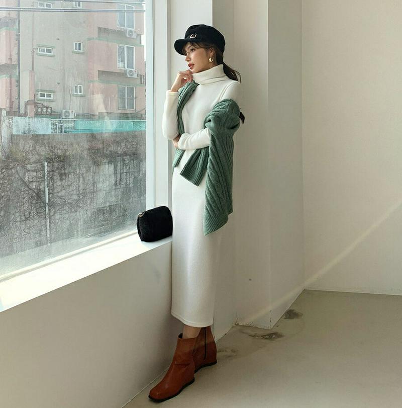 【只今10%OFF】タートルネックワンピース・全2色・b65285 レディース 【ops】【韓国 ファッション ワンピース ロング ハイネック 長袖 Hライン スリム 細身 無地 ソフト カジュアル 秋 冬】【ハイホリHIHOLLI】