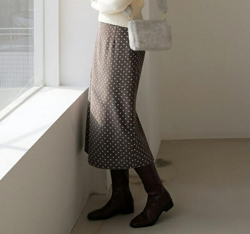 【只今10%OFF】コーデュロイドットスカート・全3色・t65295 レディース 【sk】【韓国 ファッション ボトムス スカート ロング ミモレスカート Hライン タイトスカート 柄 パターン 総柄 カジュアル 秋 冬】【ハイホリHIHOLLI】