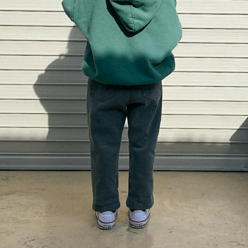 【キッズ20%OFF】裏起毛ストレートパンツ(kids)・u09173 キッズ【3~8才】【pt】【パンツ ズボン ロングパンツ 長ズボン ストレートパンツ ストレート 裏起毛 単色 無地 シンプル カジュアル 女の子 男の子 冬 韓国 韓国子供服 子供 こども 子供服 こども服】【KIDS】