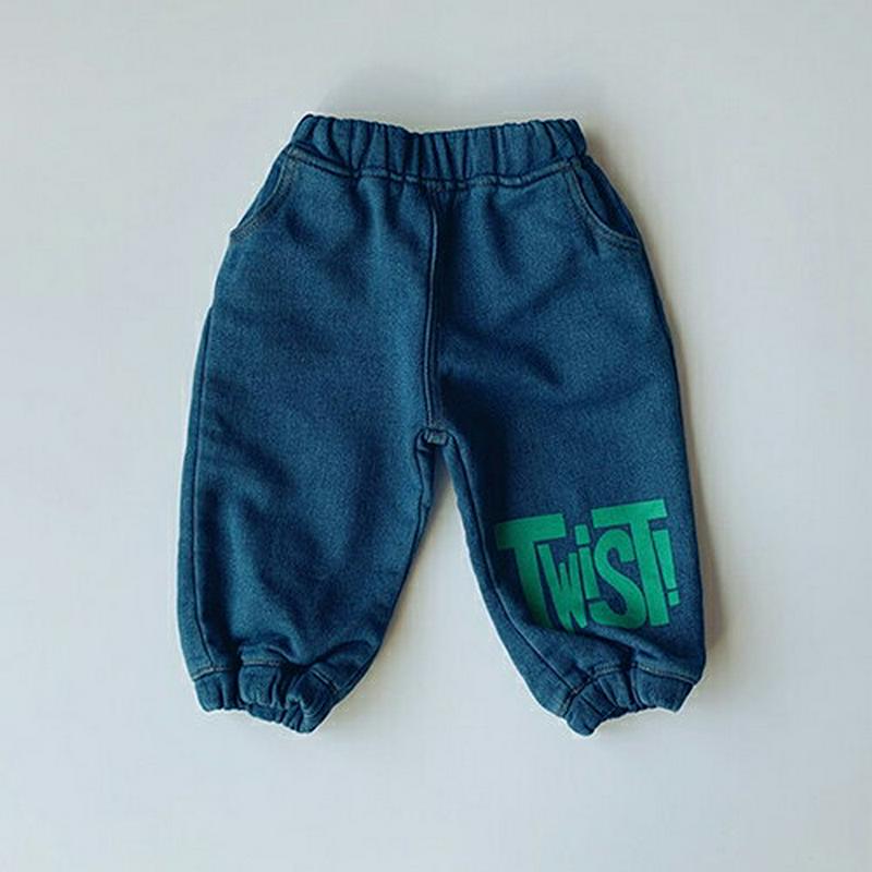 【キッズ20%OFF】裏起毛ツイストジョガーパンツ・u09171 キッズ【3~8才】【pt】【パンツ ズボン ロングパンツ 長ズボン ジョガーパンツ ロゴ ラフ カジュアル 裏起毛 女の子 男の子 秋 冬 韓国 韓国子供服 子供 こども 子供服 こども服】【KIDS】