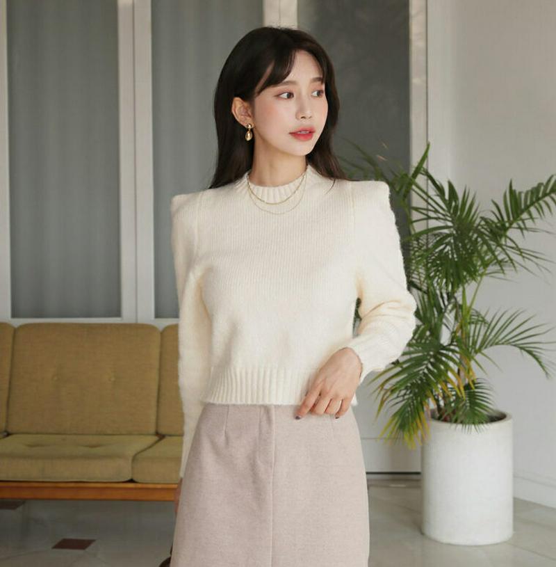 【新作10%OFF】タックスリーブニット・全4色・t61152 レディース【tops】【韓国 ファッション トップス ニット ニットトップス ロングスリーブ 長袖 ラウンドネック クロップド丈 クロップド タック リブ シンプル 単色 無地 大人 上品 秋 冬】