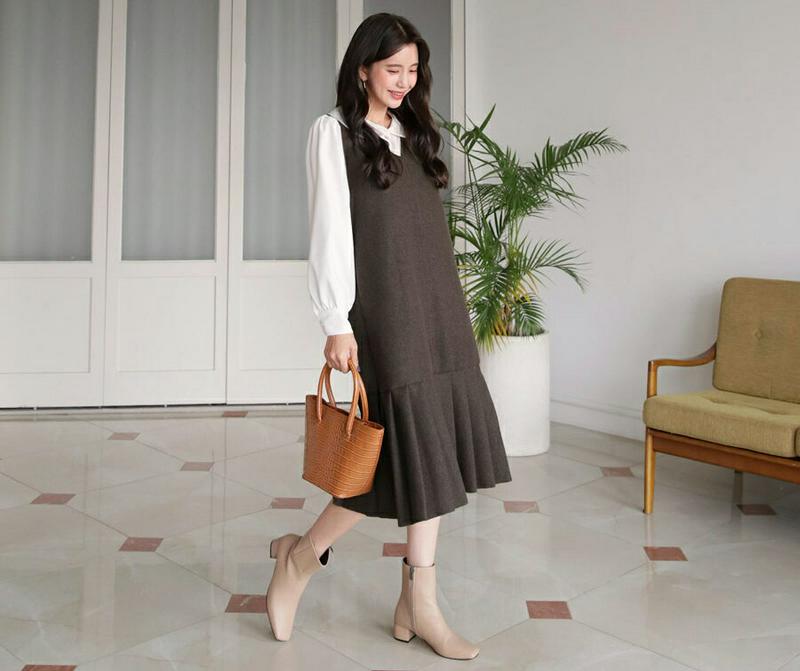 【新作10%OFF】Vネックプリーツヘムワンピース・全3色・t61127 レディース【ops】【韓国 ファッション ワンピース ミディワンピース ロングワンピース Vネック スリーブレス プリーツ ウール混 Hライン レイヤード 揺れ感 大人 上品 秋 冬】