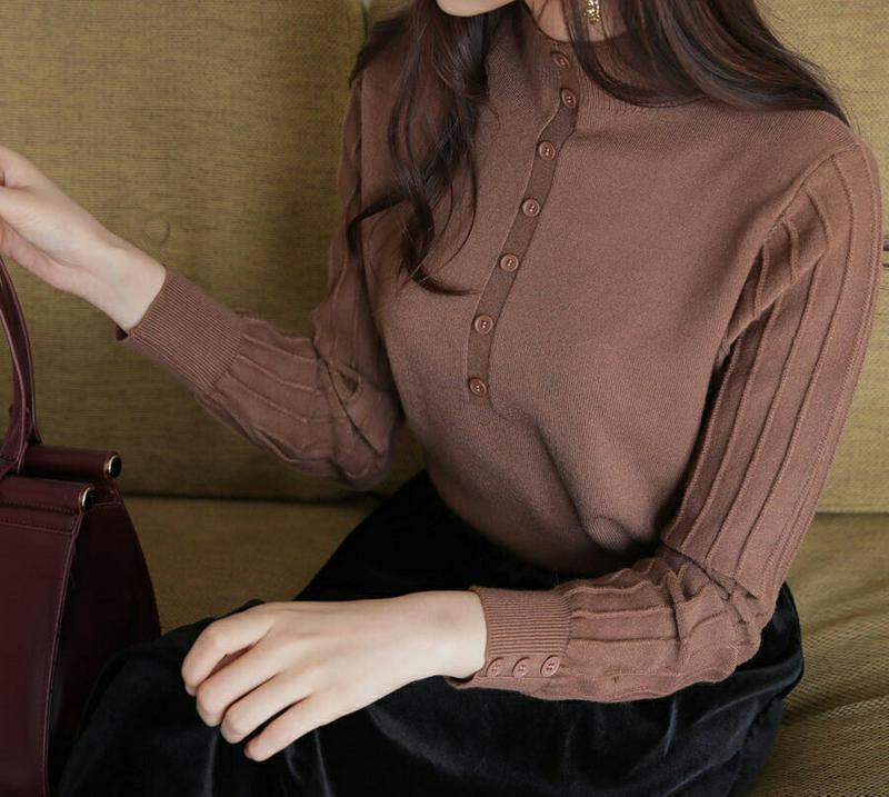 【新作10%OFF】スリーブラインボタンニット・全2色・b61151 レディース【tops】【韓国 ファッション トップス ニット ニットトップス ロングスリーブ 長袖 ボタン ハーフネック リブ ライン シンプル カジュアル 単色 大人 上品 秋 冬】