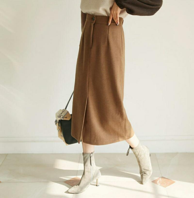 【只今10%OFF】ソフトスリットスカート・全3色・t61142 レディース【sk】【韓国 ファッション ボトムス スカート ロング丈 ロングスカート スリット バックゴム ボタン ソフト シンプル 単色 無地 大人 上品 フェミニン 秋 冬】