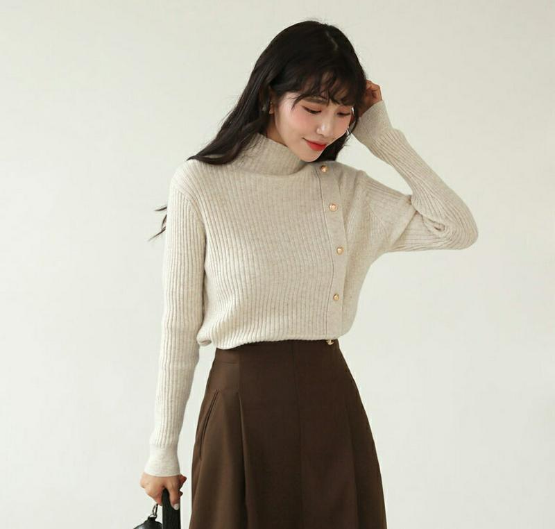 【只今セール】フェイクボタンリブニット・全5色・e61990 レディース 【tops】【韓国 ファッション トップス ニット 長袖 ハイネック ハーフネック 無地 スリム 細身 タイト カジュアル 秋 冬】【TI】