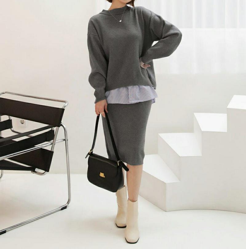 ストライプレイヤードニット&スカートSET・全2色・e56298 レディース 【ops】 韓国 ファッション セットアップ ニット ラウンドネック 長袖 ルーズ ゆったり スカート ミディ ミドル 膝丈 Hライン タイトスカート 無地 ハイゲージ カジュアル 秋 冬