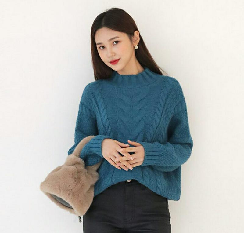 【只今10%OFF】クロップドケーブルニット・全3色・e56296 レディース 【tops】【韓国 ファッション トップス ニット モックネック ハーフネック 長袖 ルーズ ゆったり ツイストニット カジュアル 秋 冬】【TW】