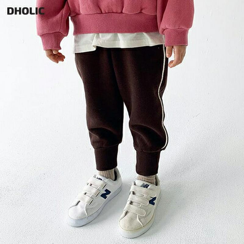 【只今20%OFF】両起毛サイドラインジョガーパンツ・u09355 キッズ【3~8才】【pt】【パンツ ズボン ロングパンツ 長ズボン ジョガーパンツ サイドライン 起毛 裏起毛 両起毛 カジュアル 女の子 男の子 冬 韓国 韓国子供服 子供 こども 子供服 こども服】【KIDS】