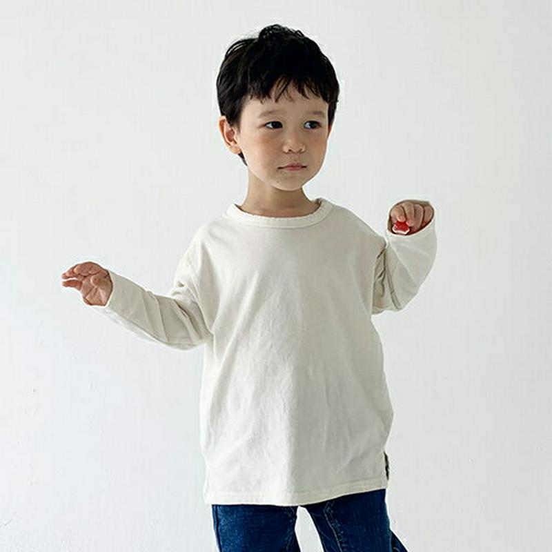 【只今20%OFF】サイドスリットコットンTシャツ・u09322 キッズ【3~8才】【tops】【トップス Tシャツ 長袖 ロンT 単色 無地 無地T コットン 綿 スリット カジュアル シンプル ベーシック 女の子 男の子 秋 冬 韓国 韓国子供服 子供 こども 子供服 こども服】【KIDS】