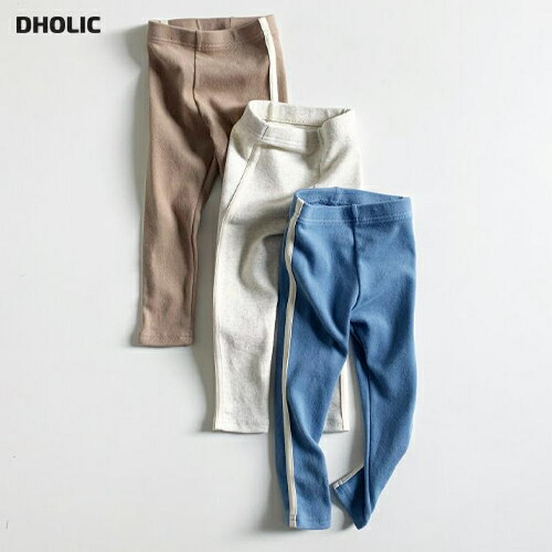 【只今20%OFF】ワンサイドラインレギンス・u09333 キッズ【3~8才】【pt】【レギンス パンツ ズボン ロングパンツ 長ズボン サイドライン ラインパンツ カジュアル ラフ スポティー 女の子 男の子 秋 冬 韓国 韓国子供服 子供 こども 子供服 こども服】【KIDS】