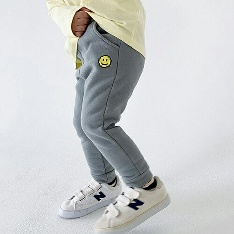 【只今20%OFF】裏起毛スマイルジョガーパンツ・u09352 キッズ【3~8才】【pt】【ジョガーパンツ パンツ ズボン ロングパンツ 長ズボン スマイル 裏起毛 カジュアル ラフ 女の子 男の子 冬 韓国 韓国子供服 子供 こども 子供服 こども服】【KIDS】