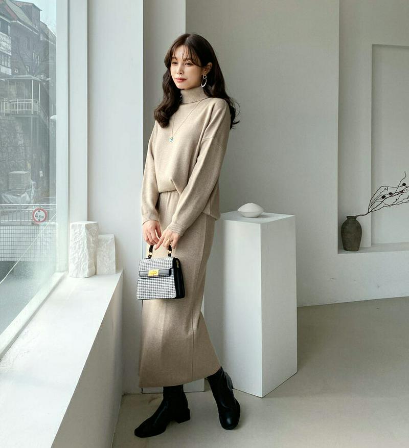 【只今10%OFF】タートルニット&スカートSET・全2色・b65468 レディース 【ops】【セットアップ setup トップス ニット ニットトップス 長袖 タートル タートルネック 単色 無地 シンプル スカート ロングスカート Hライン 秋 冬 韓国 ファッション】【ハイホリHIHOLLI】