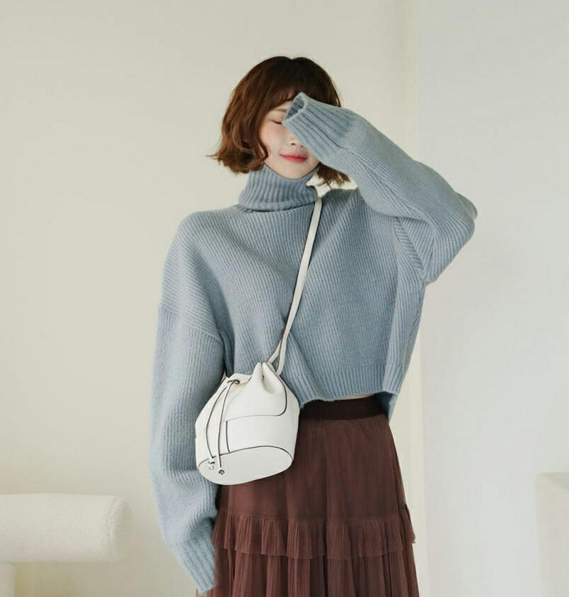 【只今15%OFF】タートルニット・全4色・b62072 レディース 【tops】【韓国 ファッション トップス ニット ハイネック リブヘム 長袖 ロングスリーブ ルーズ ゆったり 無地 ショート クロップド オーバーサイズ カジュアル 秋 冬】【CP】