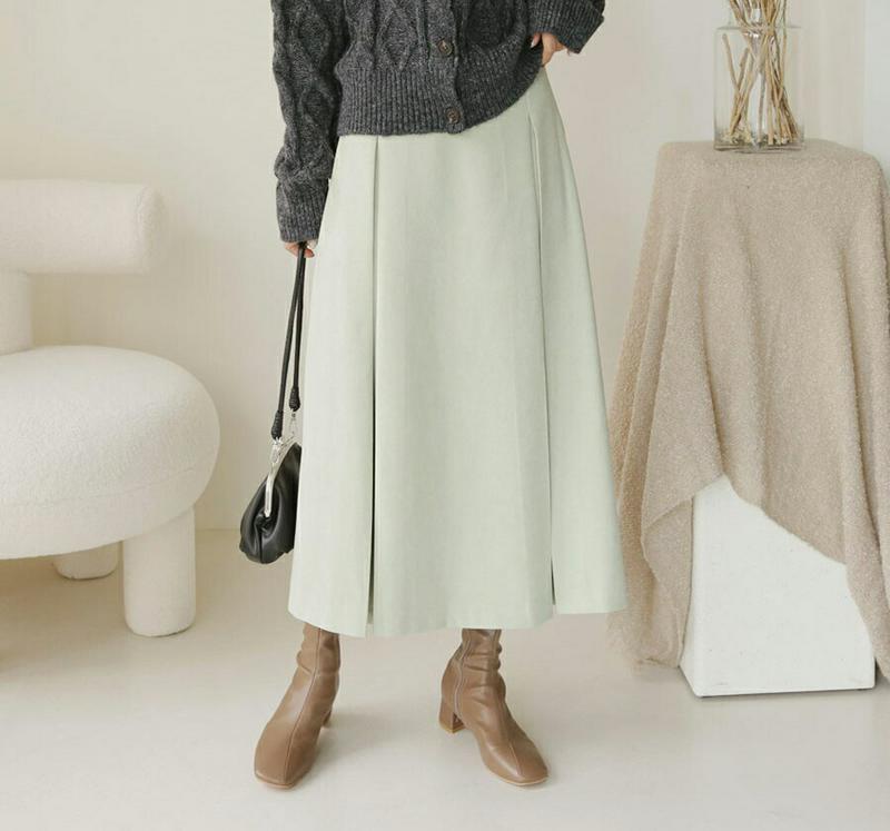 【只今10%OFF】タックロングスカート・全2色・t62039 レディース 【sk】【韓国 ファッション ボトムス スカート ロング ミモレ Aライン フレア スリム 無地 大人 上品 カジュアル 秋 冬】