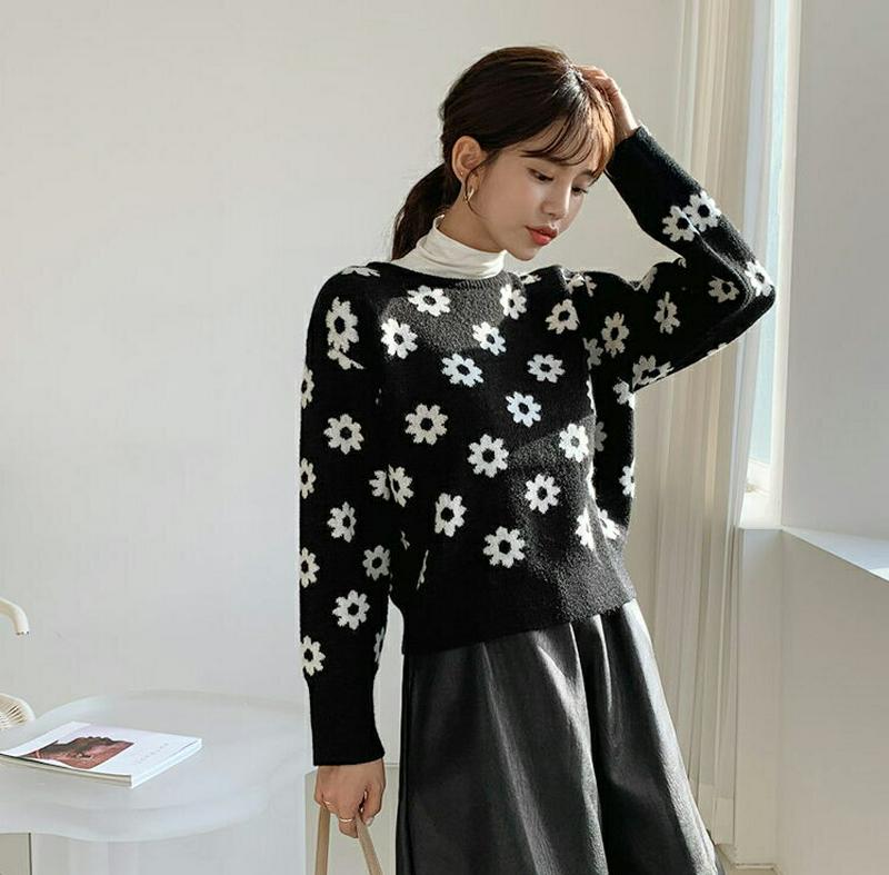 花柄パターンニット・全2色・t56351 レディース 【tops】【韓国 ファッション トップス ニット ラウンドネック 長袖 パターン 柄 総柄 パターンニット レトロ　ビンテージ ガーリー カジュアル 秋 冬】