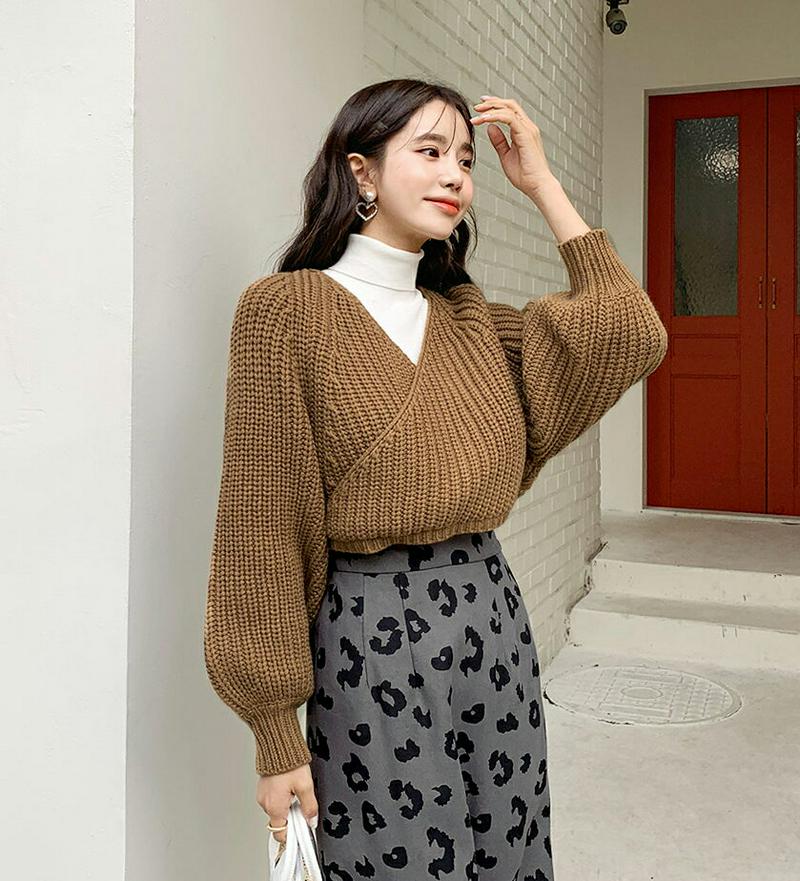 【只今10%OFF】カシュクールニット・全5色・t64583 レディース 【tops】【韓国 ファッション トップス ニット Vネック ラップ リブニット 長袖 ボリューム袖 ぼわん袖 パフスリーブ クロップド ローゲージ カジュアル 秋 冬】