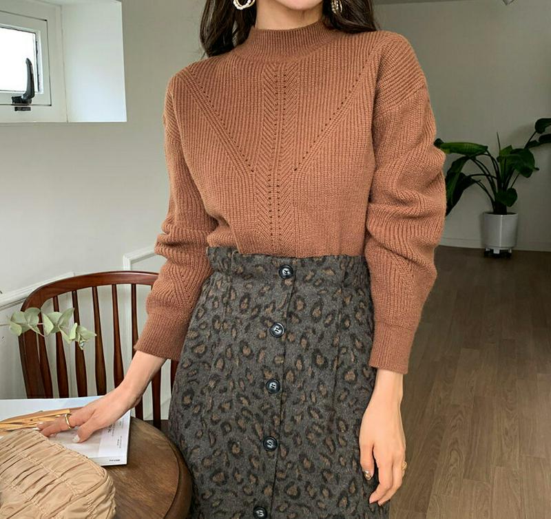 【只今10%OFF】パンチングラインツイストニット・全4色・t64579 レディース 【tops】【韓国 ファッション トップス ニット ハーフネック モックネック 長袖 ドロップショルダー ルーズ ゆったり 体型カバー リブニット カジュアル 秋 冬】