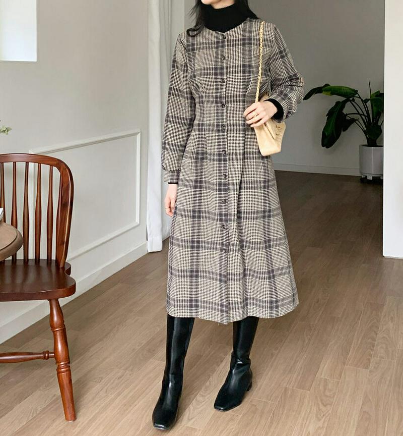 【只今10%OFF】チェックボタンワンピース・全2色・t64591 レディース 【ops】【韓国 ファッション ワンピース ロング Aライン フレア 長袖 ラウンドネック ボタン 前開 シャツ ビンテージ カジュアル 秋 冬】