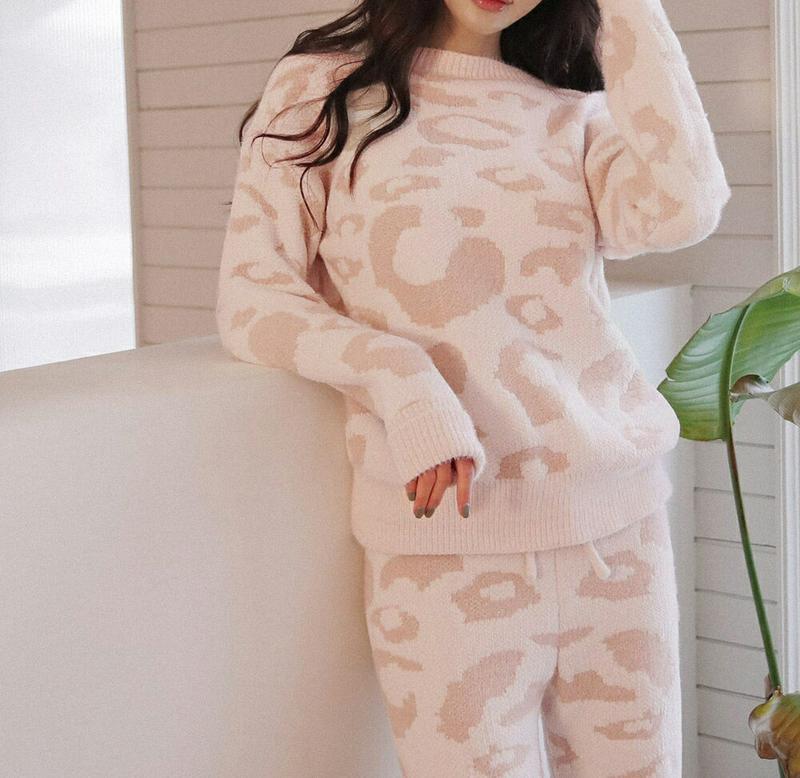 レオパードニットパジャマSET・全1色・e44333 レディース 【uw】【韓国 ファッション パジャマ 部屋着 ルームウェア 寝間着 長袖 ラウンドネック パンツ ロング パターン 柄 ニット ルーズ カジュアル 秋 冬】
