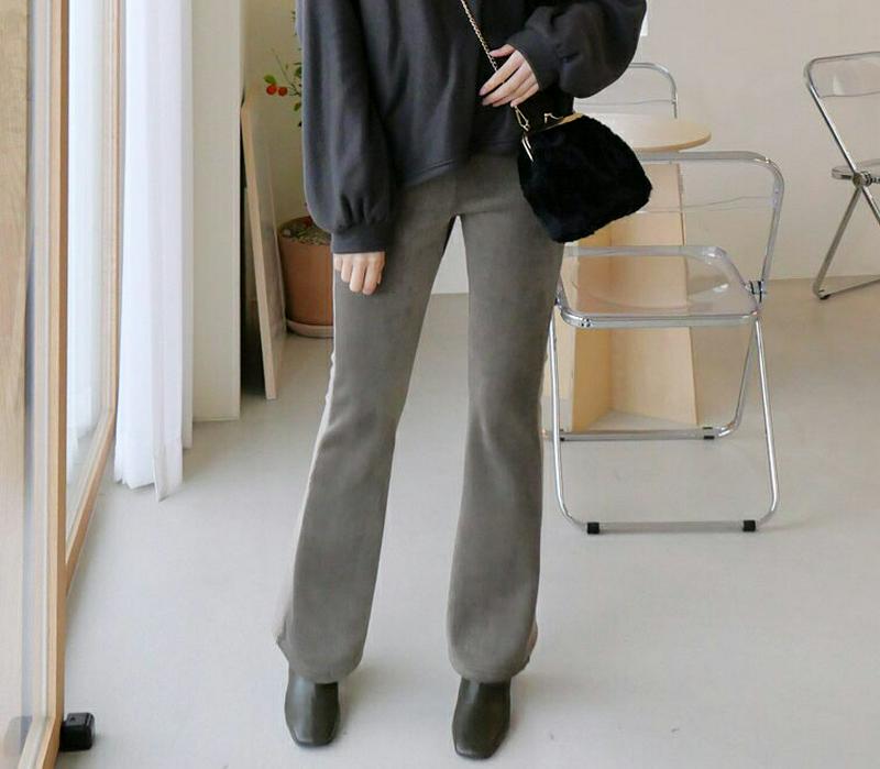 【只今10%OFF】裏起毛ブーツカットベロアパンツ・全3色・b56321 レディース 【pt】【韓国 ファッション ボトムス パンツ ロング セミブーツカット ウエストゴム タイト 細身 ベルベット カジュアル 秋 冬】