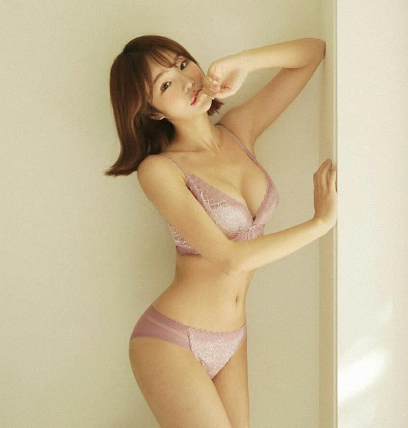 【只今10%OFF】フローラル刺繍ブラ&ショーツSET・全5色・e44304 レディース 【uw】【韓国 ファッション アンダーウェア ランジェリー セット ブラジャー ブラ ショーツ パンツ レース シアー 透ける セクシー ワイヤー 脇高 カジュアル 秋 冬】