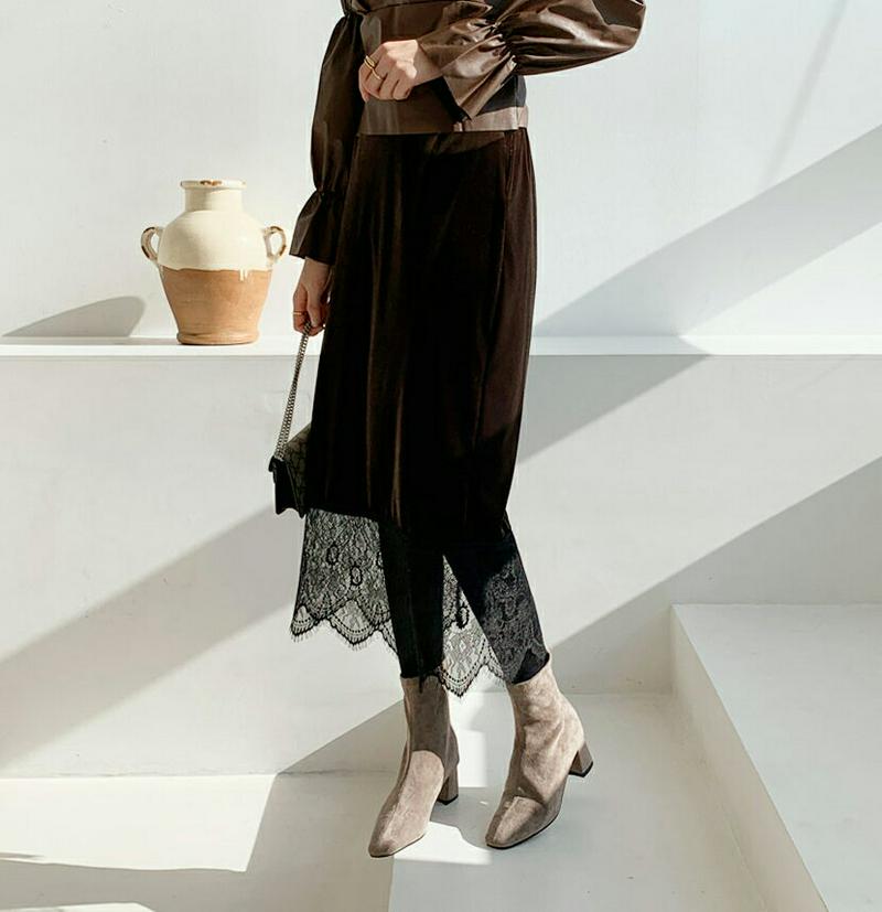 【只今10%OFF】レースヘムベロアスカート・全2色・b62059 レディース 【sk】【韓国 ファッション ボトムス スカート ロング Hライン スリム 細身 タイトスカート ペンシルスカート 大人 レース シースルー 透ける 上品 カジュアル 秋 冬】