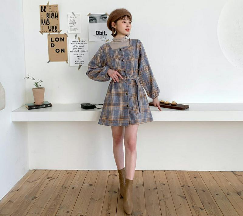 ベルト付チェックワンピース・全3色・t62049 レディース 【ops】【韓国 ファッション ワンピース ミニ ショート フレア Aライン スクエアネック 長袖 スリム 細身 ボタン 前開 パフスリーブ ビンテージ パターン 柄 ガーリー カジュアル 秋 冬】