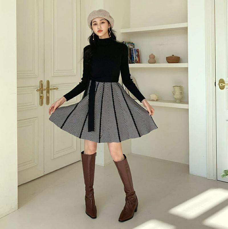 ストラップ付配色ニットワンピース・全1色・b62050 レディース 【ops】【韓国 ファッション ワンピース ミニ ショート フレア Aライン ハーフネック モックネック 長袖 スリム 細身 タイト ヘリンボーン パターン 柄 ガーリー カジュアル 秋 冬】