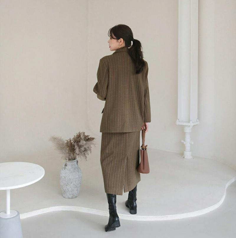 【只今10%OFF】ストライプジャケット&スカートSET・全2色・t65582 レディース 【ops】【セットアップ setup アウター ジャケット スカート ロングスカート ストライプ柄 大人 シック Hライン ミドル丈 秋 冬 韓国 ファッション】【ハイホリHIHOLLI】