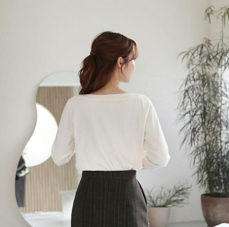 【只今10%OFF】グリッターボートネックニット・全4色・t65615 レディース 【tops】【トップス ニット ニットトップス 長袖 ボートネック グリッター ラメ シンプル カジュアル 大人 かわいい 秋 冬 韓国 ファッション】【ハイホリHIHOLLI】