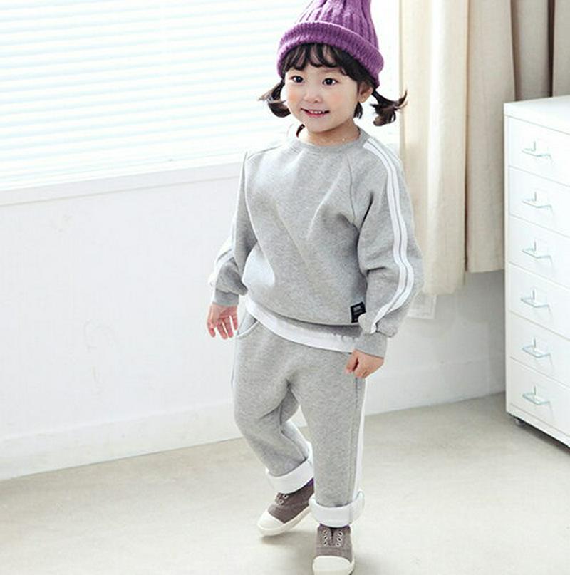 裏起毛ダブルサイドラインスウェット上下SET・p009940 キッズ【3~8才】【set】【セットアップ setup トップス 長袖 パンツ ズボン ロングパンツ 長ズボン スウェット 裏起毛 女の子 男の子 冬 韓国 韓国子供服 子供 こども 子供服 こども服】【KIDS】