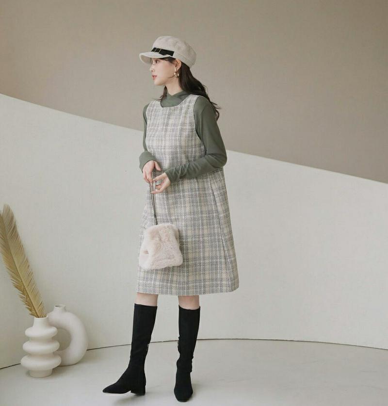 【只今10%OFF】チェックスリーブレスワンピース・全2色・t65423 レディース 【ops】【ワンピース ミディ丈 ミディワンピース チェック柄 スリーレス ノースリーブ レイヤード 大人 Hライン かわいい 秋 冬 韓国 ファッション】【ハイホリHIHOLLI】